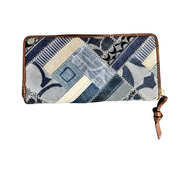 Y2K Vintage Coach Women's Blue Denim Brand Logo Patchwork Canvas Wallet - Picture 1 of 16